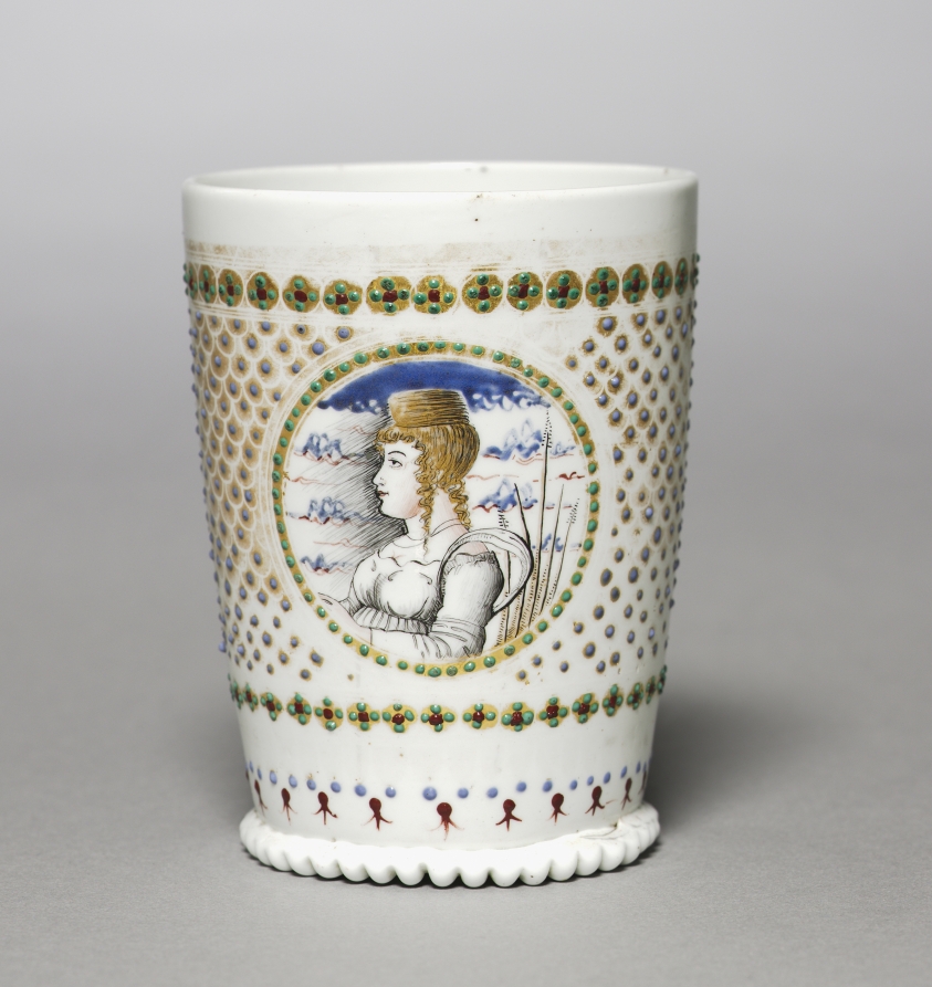 Vedybų puodelis, pieno stiklo technika (lattimo), 1400 metai, Venecija.