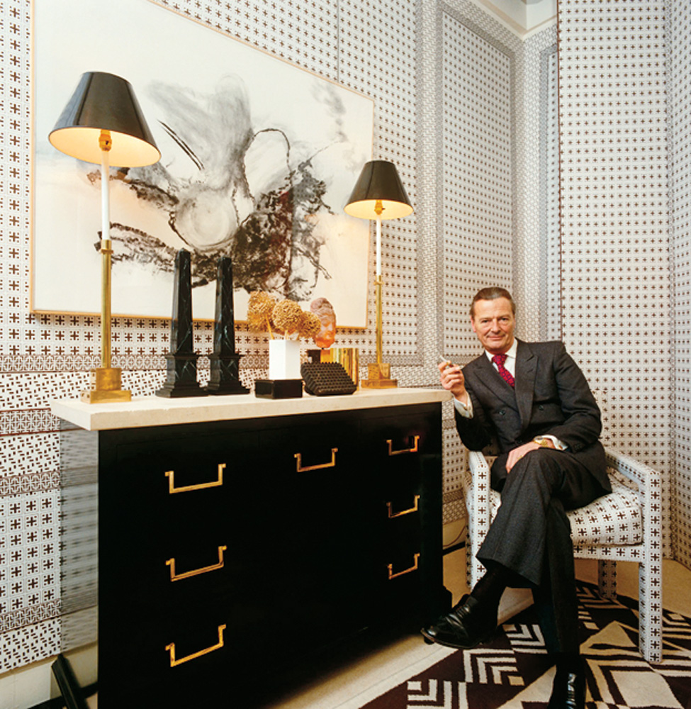 Interjero dekoratorius ir dizaineris David Nightingale Hicks savo namuose.