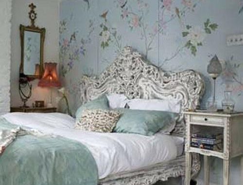 vintage-style-wallpaper-bedroom-cozy-vintage-bedroom-a-vintage-chic-style-bedroom-a-vintage-glam-style-bedroom-eyes-2